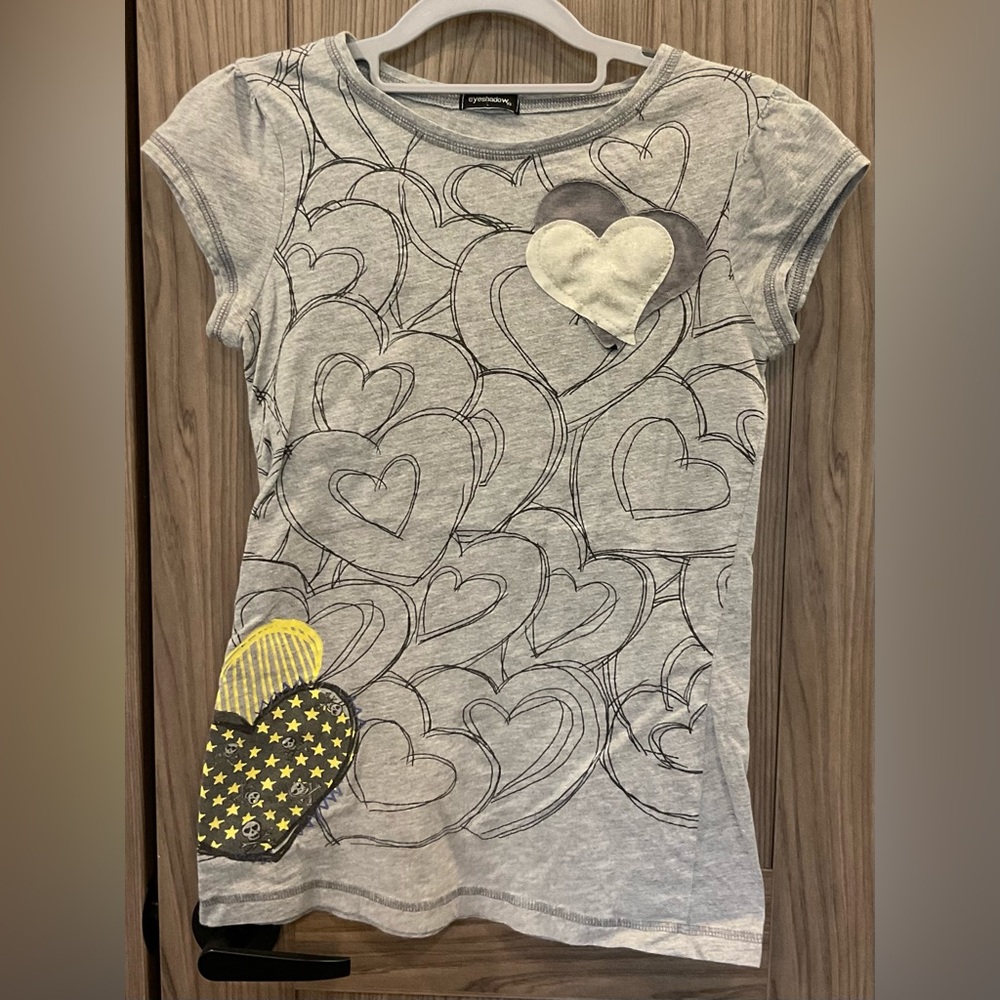 Eyeshadow Girls Shirt Sleeve Gray/heart Tee Size Girls Large
